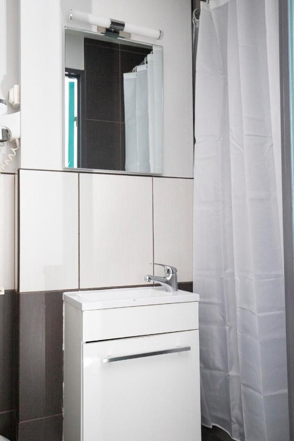 Wink Hotel Juvisy Dış mekan fotoğraf